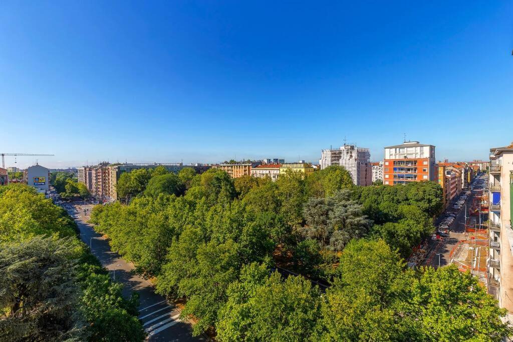 Sunny & Updated Flat With Panoramic City View 50M From M4 Stop Milano Eksteriør billede